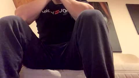 hornyfood112 online show from November 17, 10:48 pm