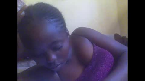 Snapshot of hornygal001 chatting on January 7, 1:46 pm hornygal001 online show from January 7, 1:46 pm