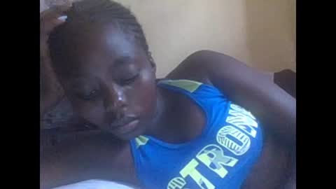 Snapshot of hornygal001 chatting on January 8, 5:48 am hornygal001 online show from January 8, 5:48 am