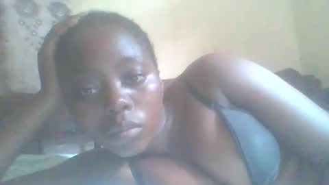 Snapshot of hornygal001 chatting on February 5, 9:15 am hornygal001 online show from February 5, 9:15 am