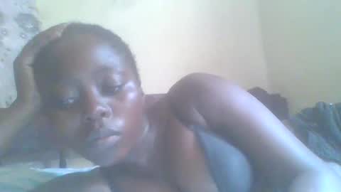 Snapshot of hornygal001 chatting on February 5, 12:17 pm hornygal001 online show from February 5, 12:17 pm