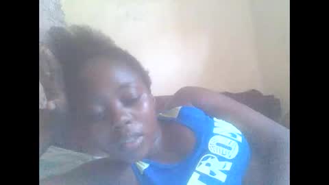 Snapshot of hornygal001 chatting on February 7, 9:05 am hornygal001 online show from February 7, 9:05 am