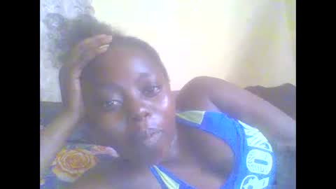 Snapshot of hornygal001 chatting on February 7, 12:06 pm hornygal001 online show from February 7, 12:06 pm