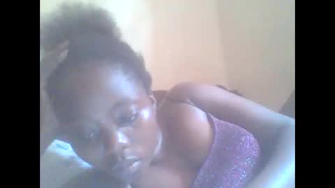 Snapshot of hornygal001 chatting on February 10, 9:14 am hornygal001 online show from February 10, 9:14 am