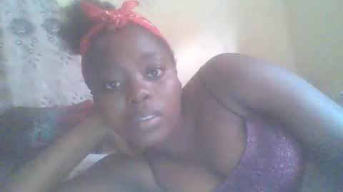 Snapshot of hornygal001 chatting on February 14, 8:31 am hornygal001 online show from February 14, 8:31 am