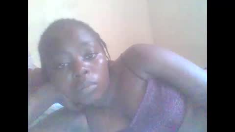 Snapshot of hornygal001 chatting on February 25, 10:26 am hornygal001 online show from February 25, 10:26 am