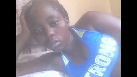 Snapshot of hornygal001 chatting on March 4, 6:47 am hornygal001 online show from March 4, 6:47 am