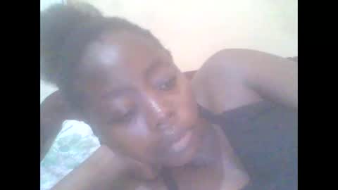 Snapshot of hornygal001 chatting on October 1, 5:24 am hornygal001 online show from October 1, 5:24 am