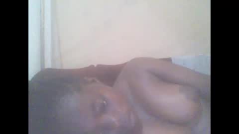 Snapshot of hornygal001 chatting on November 18, 9:14 am hornygal001 online show from November 18, 9:14 am