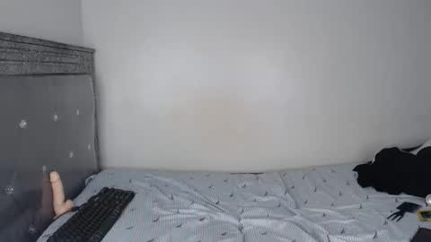 hornygal256 online show from November 7, 5:51 am