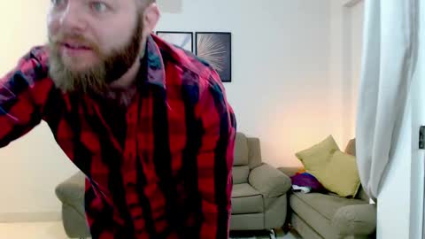 Snapshot of hornyhairy_bi chatting on September 30, 1:43 am Harry online show from September 30, 1:43 am