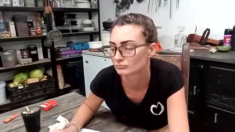 Nix  D online show from November 14, 3:55 pm