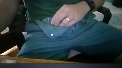 hornyhubby1001 online show from September 28, 6:24 pm