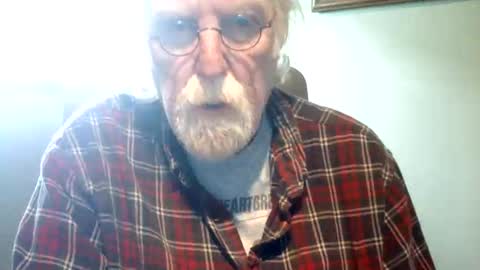 Snapshot of hornyinohio9 chatting on April 10, 1:27 pm HornyInOhio9 online show from April 10, 1:27 pm