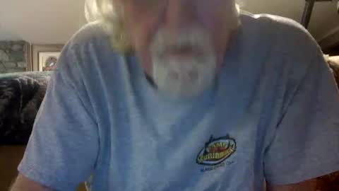 Snapshot of hornyinohio9 chatting on April 15, 1:29 pm HornyInOhio9 online show from April 15, 1:29 pm