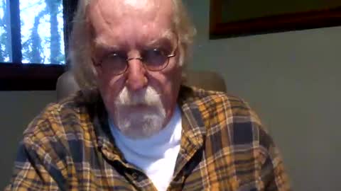 Snapshot of hornyinohio9 chatting on May 23, 12:42 pm HornyInOhio9 online show from May 23, 12:42 pm