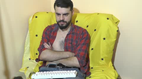 Snapshot of hornymaster93 chatting on January 6, 9:08 am hornymaster online show from January 6, 9:08 am