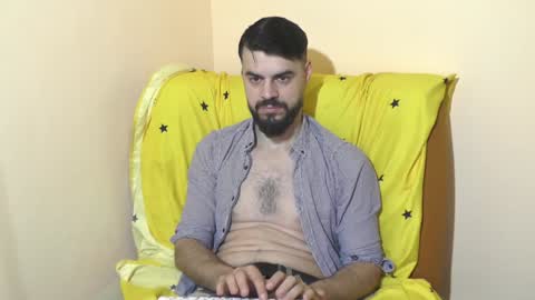 Snapshot of hornymaster93 chatting on January 12, 10:12 am hornymaster online show from January 12, 10:12 am