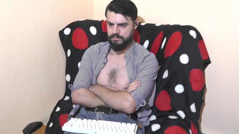 Snapshot of hornymaster93 chatting on February 3, 4:35 am hornymaster online show from February 3, 4:35 am