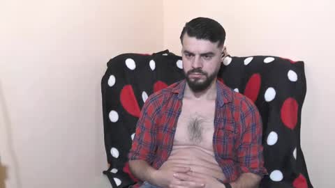 Snapshot of hornymaster93 chatting on February 13, 11:17 am hornymaster online show from February 13, 11:17 am