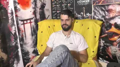 Snapshot of hornymaster93 chatting on October 7, 9:45 pm hornymaster online show from October 7, 9:45 pm