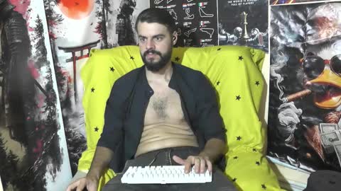 Snapshot of hornymaster93 chatting on October 11, 11:58 pm hornymaster online show from October 11, 11:58 pm