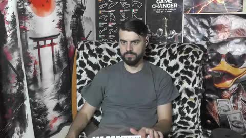 Snapshot of hornymaster93 chatting on November 18, 2:43 pm hornymaster online show from November 18, 2:43 pm