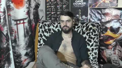 Snapshot of hornymaster93 chatting on November 20, 9:36 pm hornymaster online show from November 20, 9:36 pm