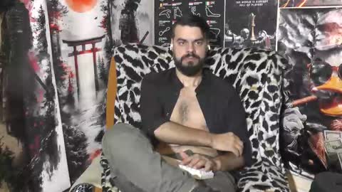 Snapshot of hornymaster93 chatting on November 27, 1:40 am hornymaster online show from November 27, 1:40 am