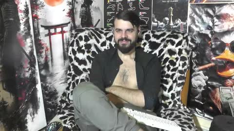 Snapshot of hornymaster93 chatting on November 28, 8:11 pm hornymaster online show from November 28, 8:11 pm