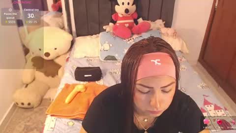 Snapshot of hornymillf_ chatting on June 18, 2:54 pm C I A R A online show from June 18, 2:54 pm
