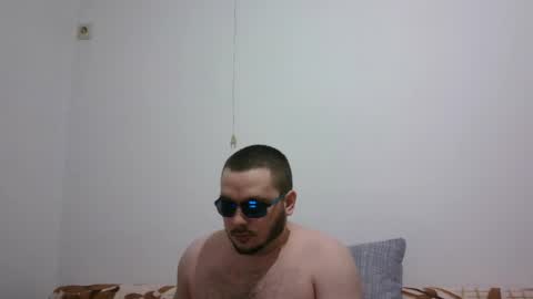 hornymonkey991 online show from April 24, 5:04 pm