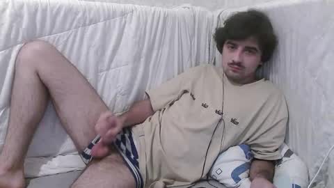 Snapshot of hornymorni chatting on October 12, 11:37 pm fergus online show from October 12, 11:37 pm