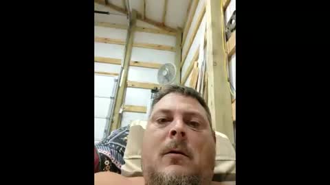 Hornyredneck online show from October 5, 1:42 pm