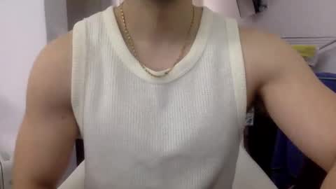 Snapshot of hornyspaniard93 chatting on January 11, 3:17 pm hornyspaniard93 online show from January 11, 3:17 pm