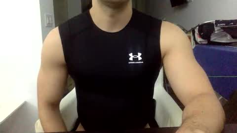 Snapshot of hornyspaniard93 chatting on March 12, 12:17 am hornyspaniard93 online show from March 12, 12:17 am