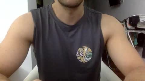 Snapshot of hornyspaniard93 chatting on March 14, 11:43 pm hornyspaniard93 online show from March 14, 11:43 pm