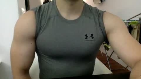 hornyspaniard93 online show from June 24, 4:39 pm
