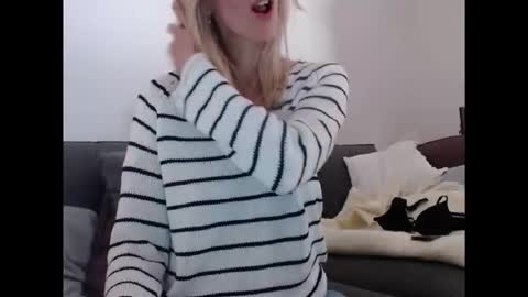 Hornyssima online show from April 30, 4:24 pm
