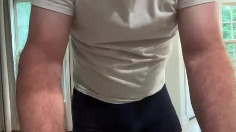Snapshot of hornyusa13 chatting on May 28, 10:29 pm hornyusa13 online show from May 28, 10:29 pm