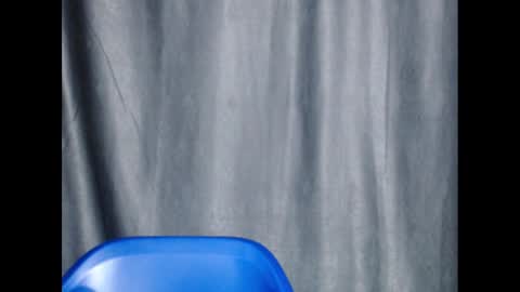 Snapshot of hornyxbum chatting on December 12, 8:53 pm hornyxbum online show from December 12, 8:53 pm