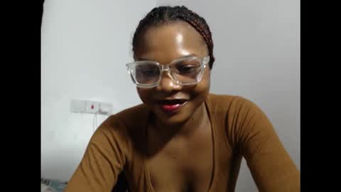 Snapshot of hornyxbum chatting on February 2, 7:56 pm hornyxbum online show from February 2, 7:56 pm