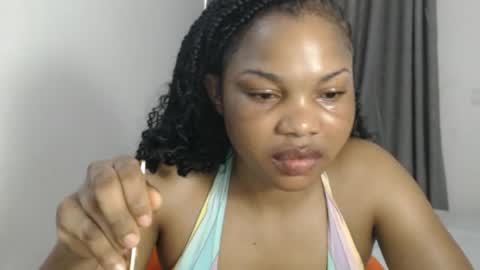 Snapshot of hornyxbum chatting on June 4, 7:03 am hornyxbum online show from June 4, 7:03 am