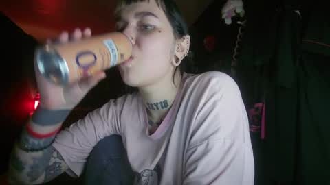 Snapshot of horror_circus chatting on December 2, 6:20 am Messalina Horror online show from December 2, 6:20 am