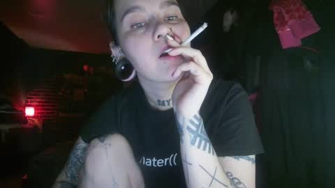 Snapshot of horror_circus chatting on February 24, 1:13 am Messalina Horror online show from February 24, 1:13 am