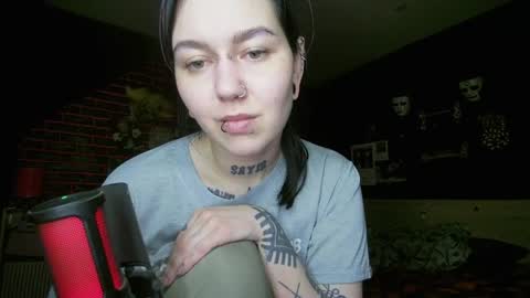Snapshot of horror_circus chatting on May 14, 4:41 am Messalina Horror online show from May 14, 4:41 am