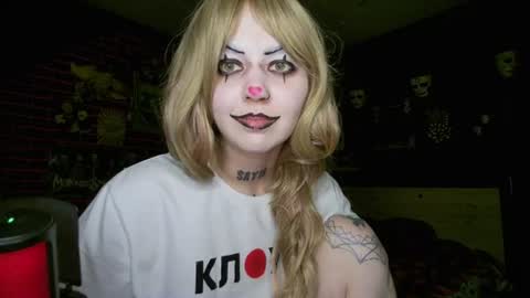 Snapshot of horror_circus chatting on July 2, 3:23 am Messalina Horror online show from July 2, 3:23 am