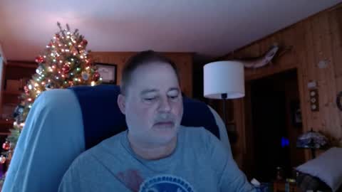 Snapshot of horsebigballs chatting on January 25, 10:18 pm horsebigballs online show from January 25, 10:18 pm