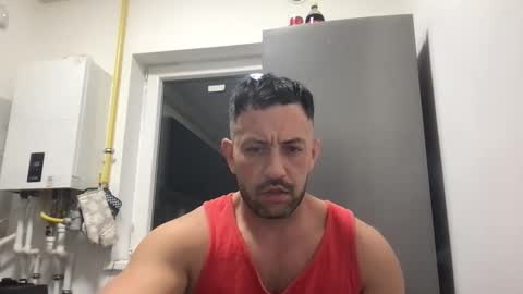 Snapshot of horsechris chatting on May 1, 10:36 pm Chriss90 online show from May 1, 10:36 pm