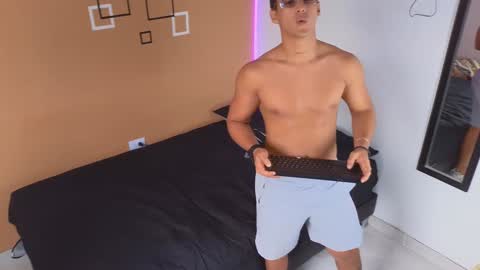 Marcus  Tatti  online show from December 14, 2:42 pm